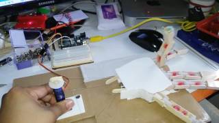 Arduino Robot Hand made from Popsicle Sticks v1 - Test 1