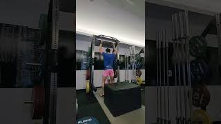 Paused Pull-ups with 25 kilos for 10 reps