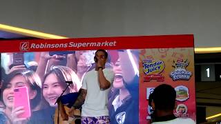 Michael Pangilinan | Weak @Robinsons Galleria South