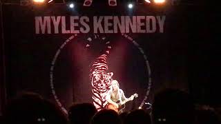 Myles Kennedy - All Ends well acoustic