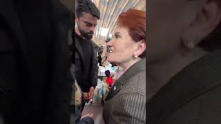 Gökhan Zan'a sarılan Meral Akşener'den duygusal konuşma: Oğlum sen bizi ayağa kaldırdın