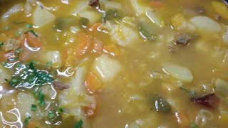 SOPA DELICIOSA E NUTRITIVA PARA OS DIAS FRIOS #sopa #viralvideo