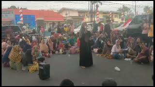 Doa untuk Gubernur Mahyeldi dari peserta demontrasi masyarakat Pasaman Barat