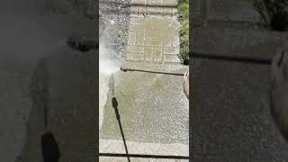 Pressure Washing Dirty Sidewalk!  #oddlysatisfying