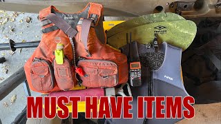 Top 7 MUST HAVE Kayak Safety Items