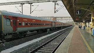 22547 Gwalior Ahmedabad AJMER Super Fast Express Skipping Sabarmati Railway Station (INDIAN RAILWAYS