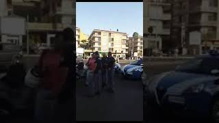 Inseguimento da film della polizia lungo il Grande Raccordo a Roma