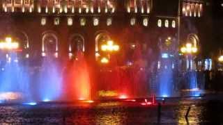 Yerevan does dancing fountains II