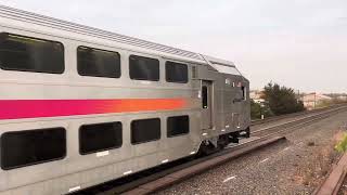 NJT 7006 Cab Car leads NJT 5742 w/ Mike & The Imperial March(Darth Vader Theme) Hornshow at Dunellen