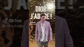 Новые фото/видео Роберта Паттинсона на выстаке "Dior J'adore" в Париже - 26.09.2023