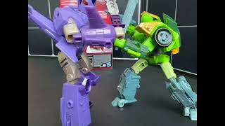 Cyclonus VS Springer Transformers Stop Motion Short Video #transformers #stopmotion #viral