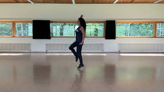 Gives Me Shivers - Line Dance Demo