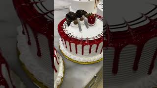 Cake #shortsvideo #cakedecoratingideas #dripcake #cake #kabakerschannel