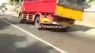 Kompilasi truck canter goyang oleng pantura