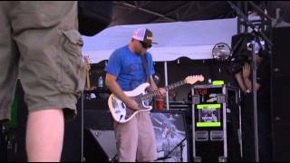 Slightly Stoopid & Don Carlos - "Never Gonna Give You Up" (live)