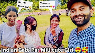 Indian Gate Par Mili Papa Ki Pariyan 😜😂 l Cute Girls Reaction 🥰 l chaurasiya vlogs 07