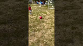 #football #footballshorts #footballskills #englandfootball #kidsvideo #trending #footballedits