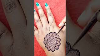 Stylish And 🥰 Beautiful Girlish Mehndi Design #shorts #mehndi #mehndidesign #viral  #stylishmehndi