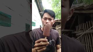 #shorts Makan es krim paddel pop pake minyak @ADE CRAZY