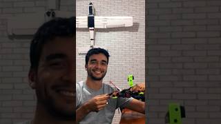 Drone tocando música??