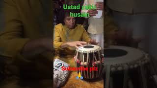 ustad Zakir Husain Saab different moods on tabla!#zakirhussain #viral #subscribe #youtubeshorts 🙏