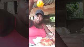 Eating the hottest pepper in jamaica 🇯🇲 😋 🌶💯🇯🇲