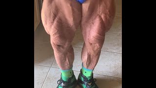 Tom Platz at age 65 - Unbelievable legs !!