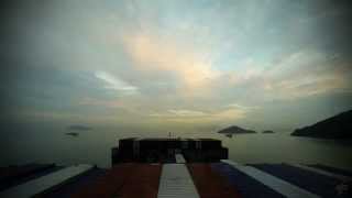 Time-lapse (120x): transiting Hong Kong waters [4K / UHD]