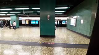 MTR 港鐵 Train Mei Foo 美孚 Lai Chi Kok 茘枝角 Cheung Sha Wan 長沙灣 Sham Shui Po 深水埗 Hong Kong China 香港 中国