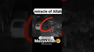 Allah save this person from two ligtning strikes#islamic status#muslim short# status whatsapp#shorts