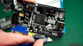 Maximator FPGA development board - unboxing and walkthrough