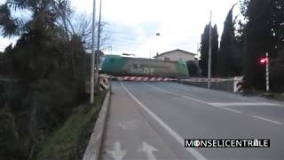 Passaggio a livello di Borgo Padova + transito del merci di RTC E483 005