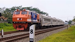 Kereta Api Gajahwong ditarik lokomotif RnB lagi