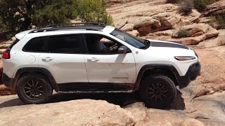 Jeep KL at Moab: Wipeout Hill on the 7 mile rim trail at Moab!