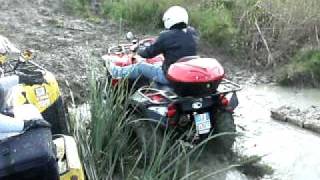 quad trapani( giacomo con il 4x4 supera il fiume)