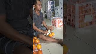 SEGAARR! WARNANYA CERAH JOSS HARGA BUAH JERUK SUNKIST RP 400 RIBU PER DUS DI BALARAJA TANGERANG!!