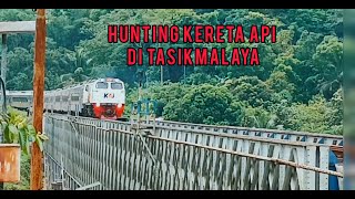 HUNTING DI JEMBATAN CIRAHONG & MELIHAT MOMEN PERSILANGAN DI STASIUN MANONJAYA DAN AWIPARI ll 2023