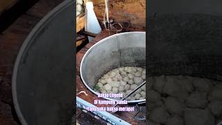 BAKSO PALING VIRAL DI KAMPUNG SUNDA #shorts #lemburkuringtea #yearofyou #baksoviral#kulinerbakso