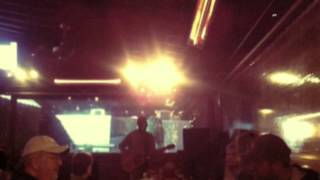 Tony Gray - Torn - Live at R Bar 12.20.14