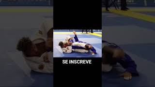 Posição de jiu-jitsu armlock @euberg10