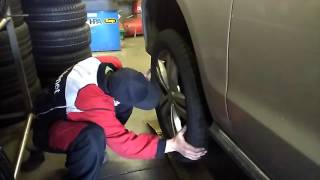 QUICK CHANGE TIRES MERCEDES ML - PIT STOP !