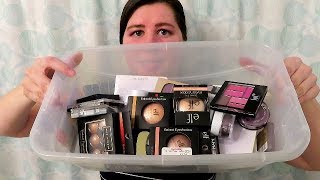 Saying Goodbye | HUGE Makeup Eyeshadow Declutter | Jessica Simons