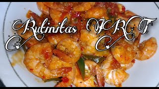 Rutinitas IRT masak menu simpel sup dan udang saus, bersih-bersih dapur, toko, dan halaman rumah