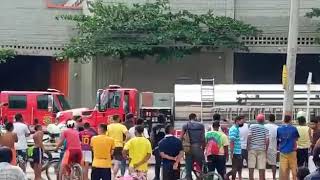 Incendio en bodega del barrio El Pueblo