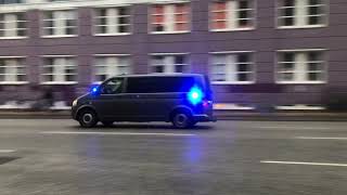 *OLD VIDEO* Unmarked police van responding in Copenhagen.