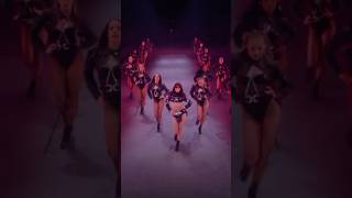 #Lisa Runway Walk at Victorias Secret Fashion Show #victoriasecret #victoriassecret