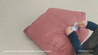 Membuat bantal sandaran bentuk segitiga, rasanya nyamaaan...