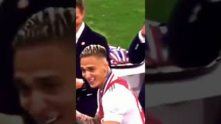 Mazraoui x Antony