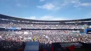 Al ritmo de 'Ji ji ji', se armó el pogo ciudadano y vibró el colmado estadio de Racing