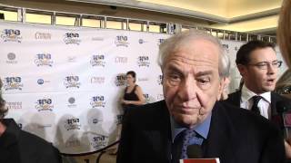 Garry Marshall Talks With with Red Carpet Tips